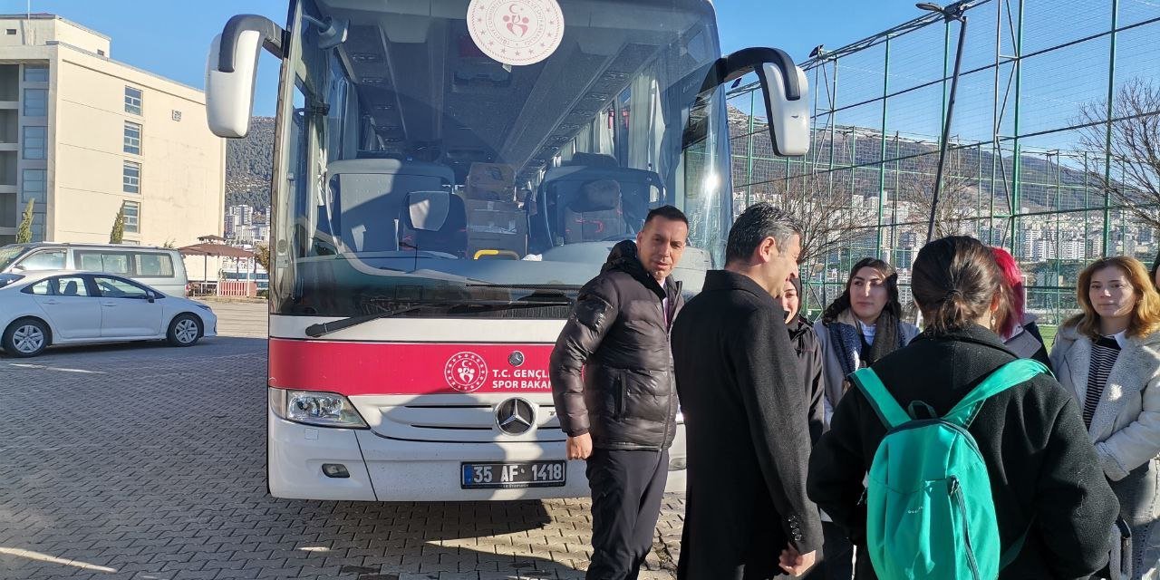 İzmir’den Depremin Merkez Üssüne Yardım!