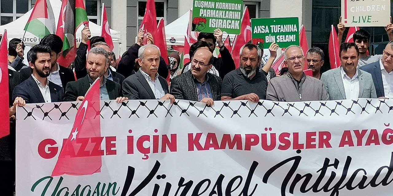 KSÜ Öğrencilerinden Gazze Nöbeti: "Yaşasın Küresel İntifada” 