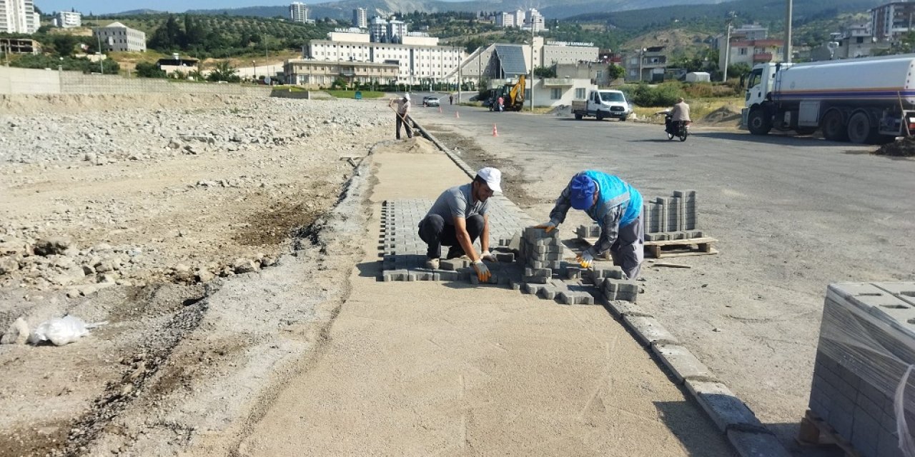 Yıkım Çalışmalarında Hasar Gören Kaldırımlar Yenileniyor