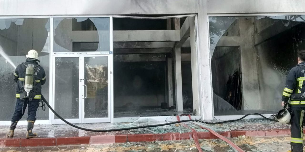 Kahramanmaraş’ta boş işyerinde yangın 