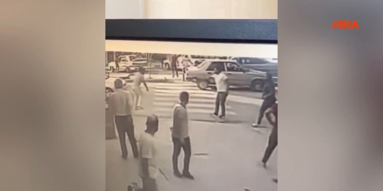 Elbistan’da palalı silahlı kavga kamerada 