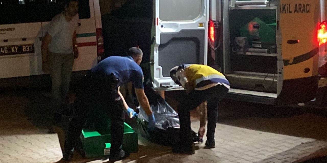 Kahramanmaraş'ta Kadın, Erkek Arkadaşını Bıçaklayarak Öldürdü 