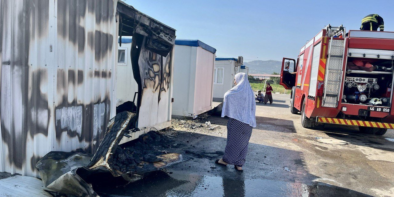 Kahramanmaraş’ta Geçici Barınma Merkezinde Yangın