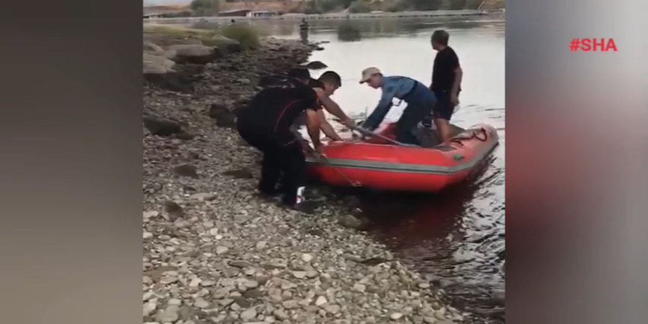 Kahramanmaraş’ta köprü altında mahsur kalan balıkçıyı itfaiye ekipleri kurtardı  