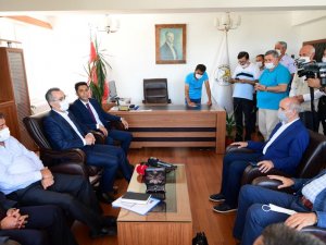 Başkan’dan Nurhak Belediyesine Ziyaret!