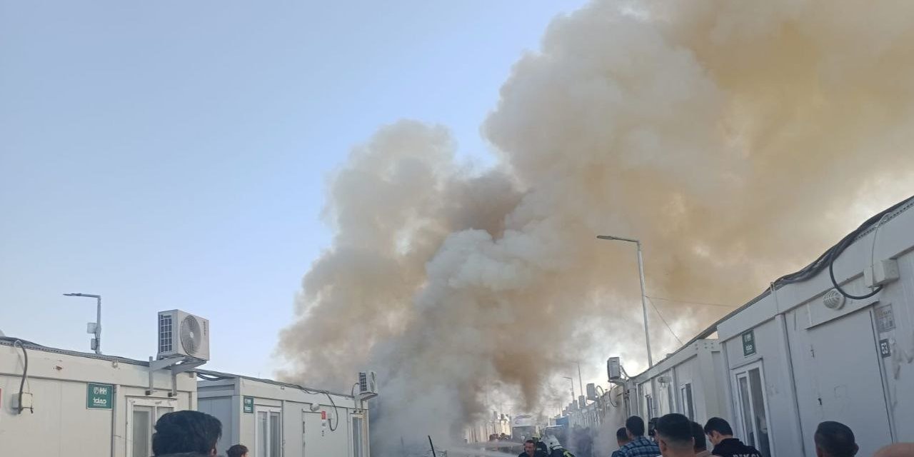 Elbistan’da konteyner yangını korkuttu  