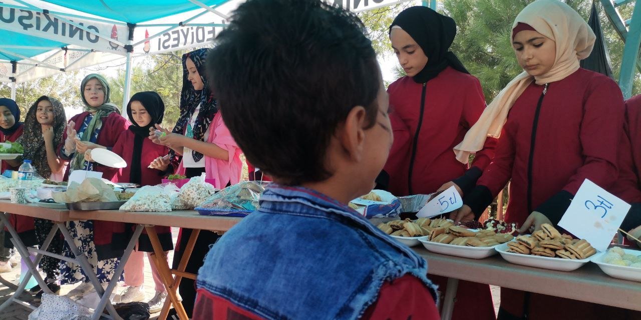 Kahramanmaraş'ta Gazze'ye Yönelik Hayır Çarşısı Kuruldu