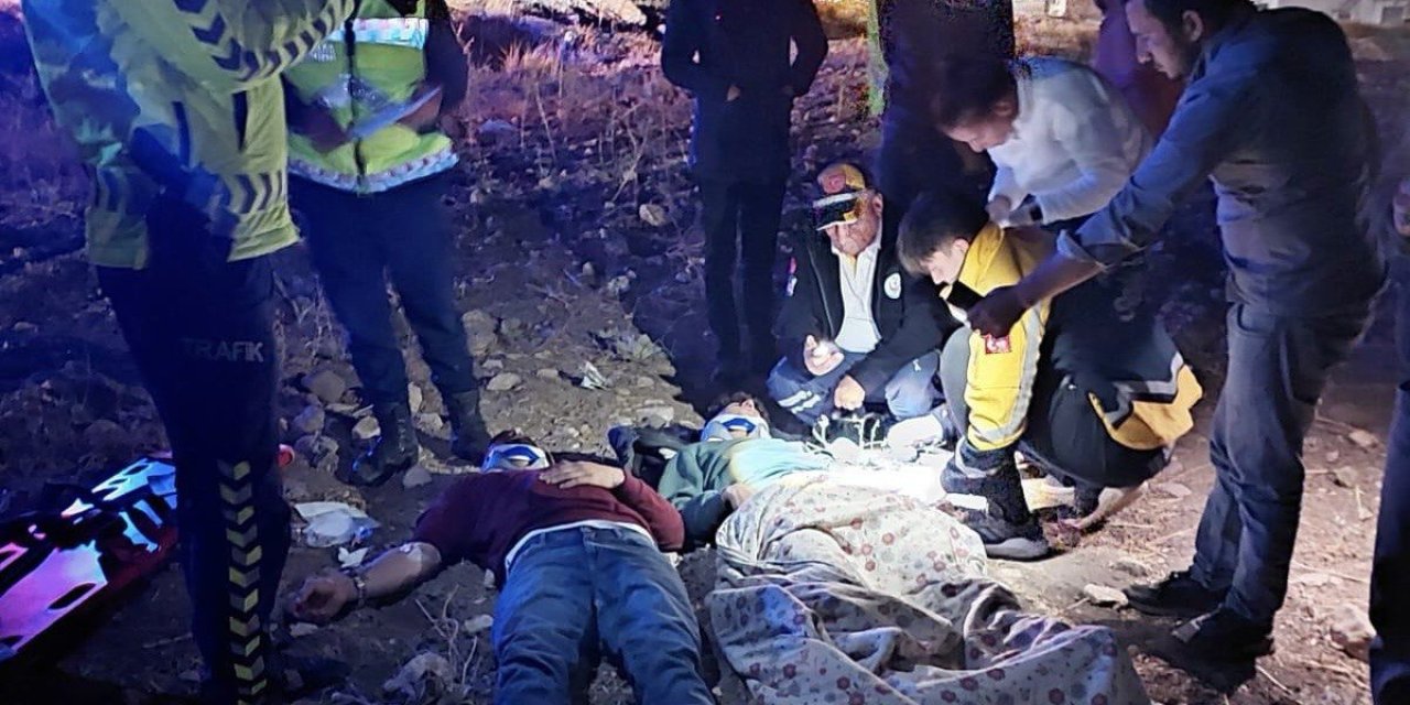 Kahramanmaraş’ta hafif ticari araç takla attı: 3 yaralı