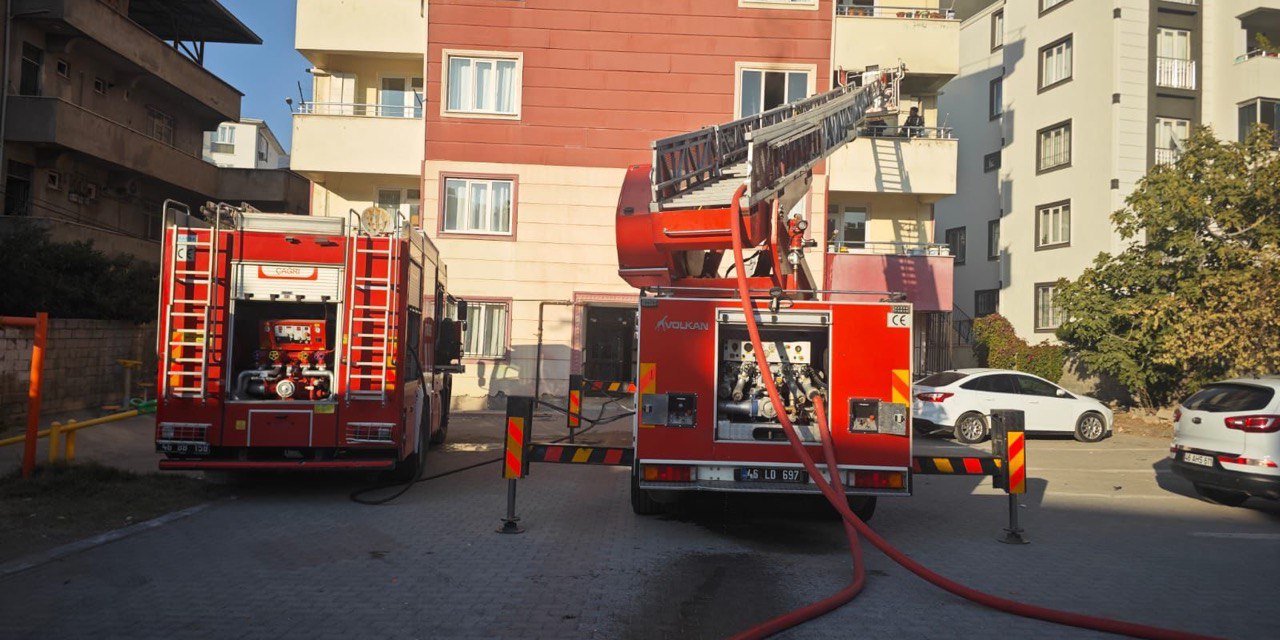 Kahramanmaraş'ta İkamet Yangını Paniğe Neden Oldu