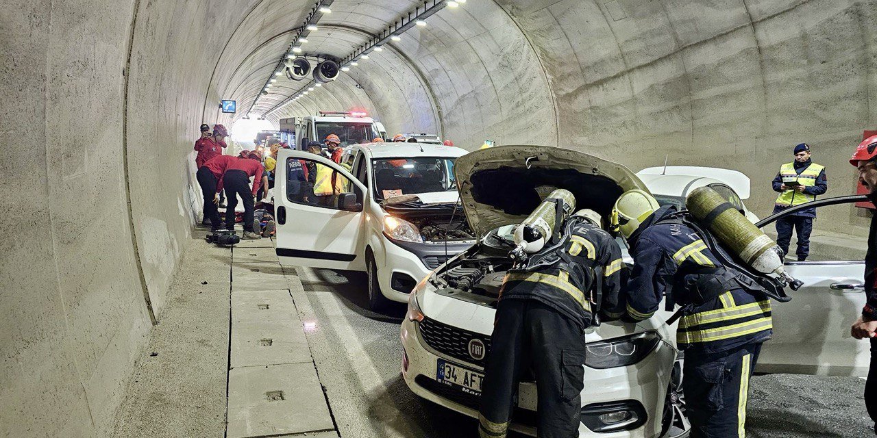 Kahramanmaraş'ta Sıkışmalı Trafik Kazası Tatbikatı Yapıldı