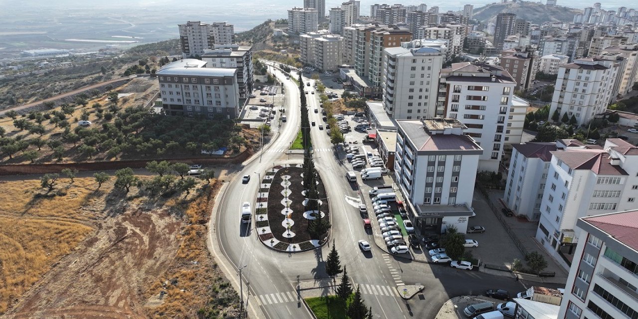 Adil Erdem Bayazıt Caddesi'nin Yeni Görünümü Beğeni Topluyor