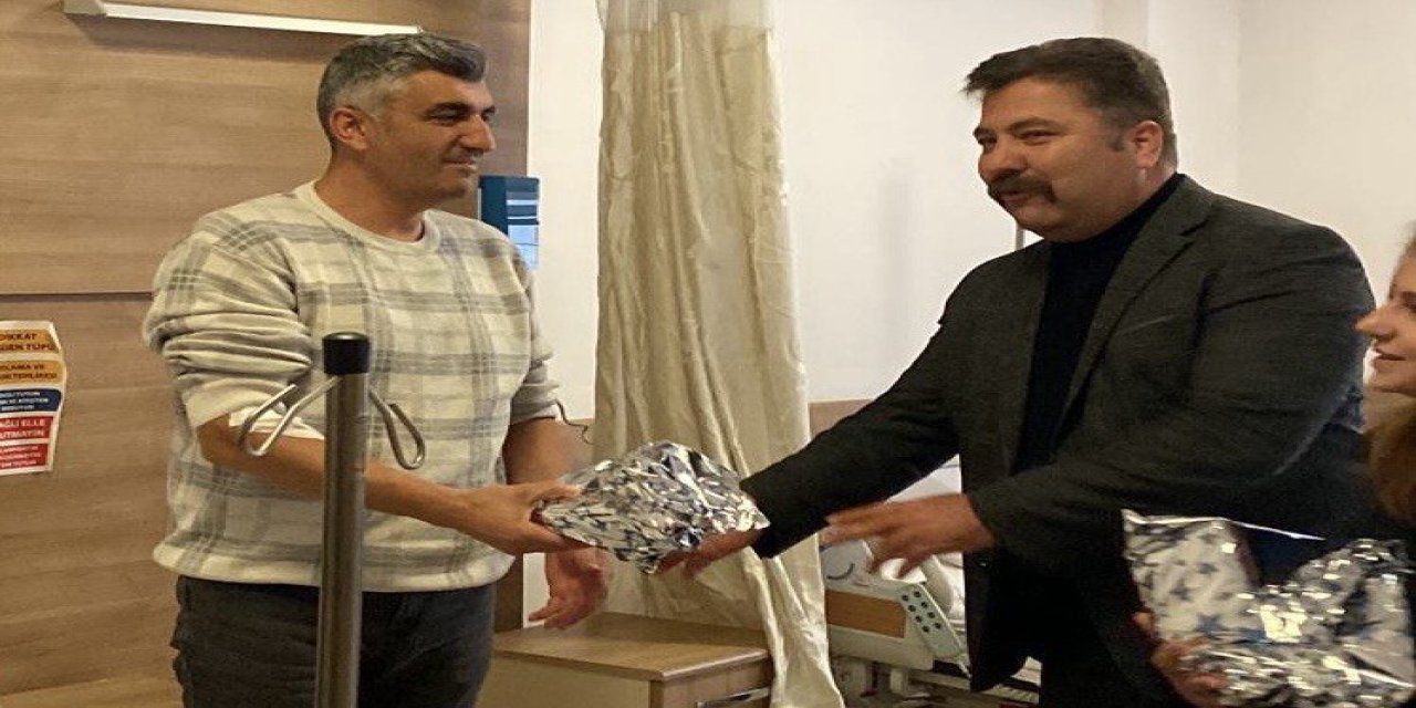 Göksun Anadolu Lisesi ÇEDES kulübünden hastane ziyareti