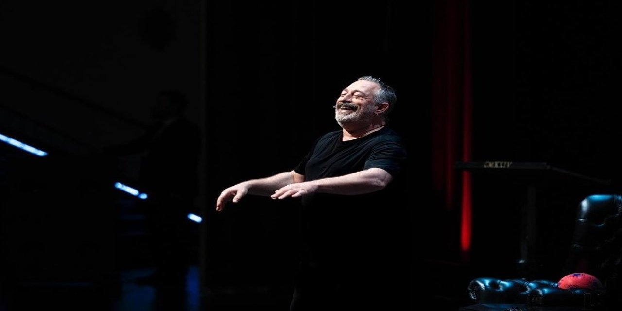 Cem Yılmaz, Sosyal Medyadan Beymen'e Tepki Gösterdi!