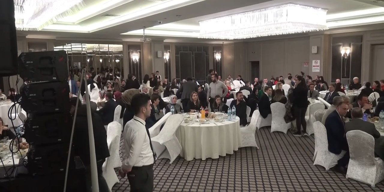 10 Ocak Gazeteciler Günü Kahramanmaraş'ta Depremzede Gazetecilere Moral Oldu 