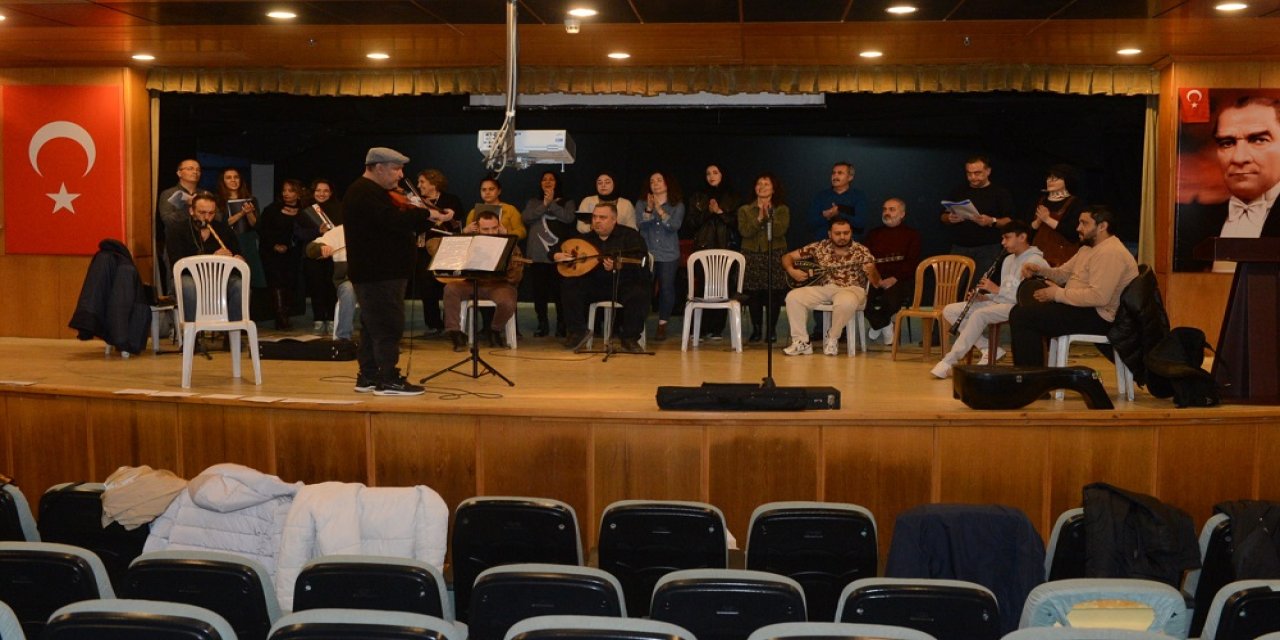 Türk Sanat Müziği Korosu, 16 Ocak Perşembe Günü Sahne Alacak!