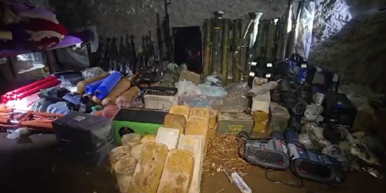 Büyük miktarda silah ve mühimmat ele geçirildi!