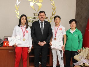 Kahramanmaraşlı Sporcular Wushu'da Madalyaları Topladı
