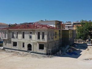 Millet Konağı İnşaatı Sürüyor