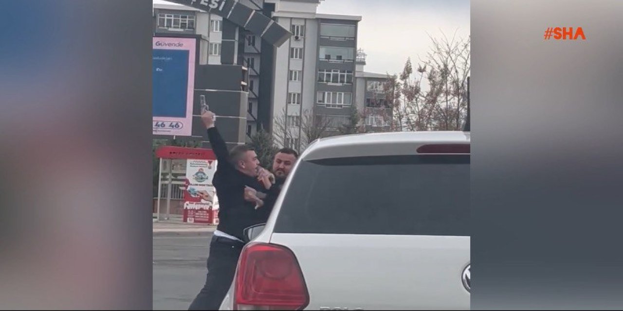 Kahramanmaraş’ta trafikte tartıştığı kişiye silah çekti 