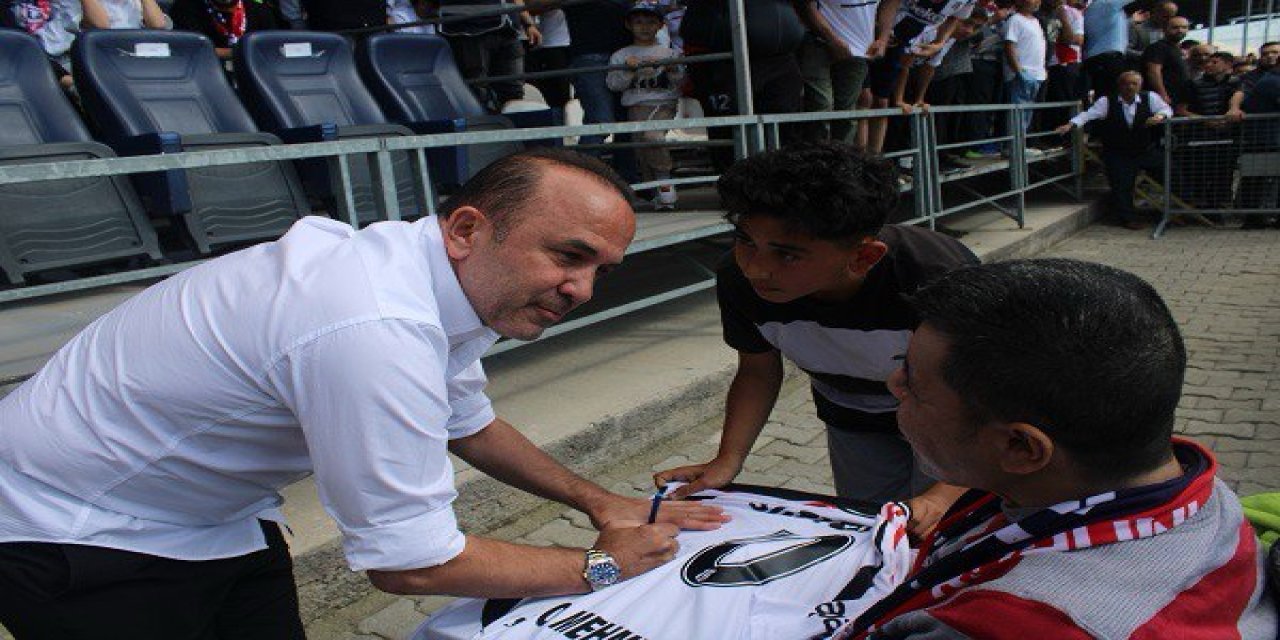 Şifo Hayranları İle Buluştu