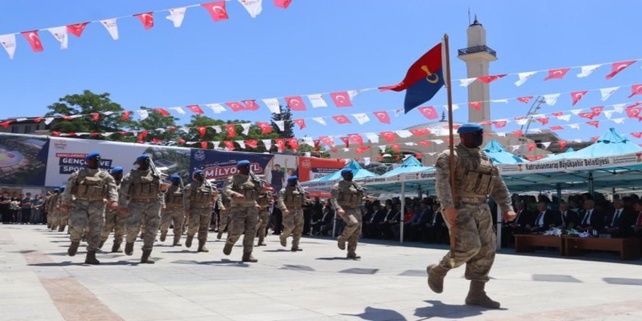 Kahramanmaraş’ta komandolar hayran bıraktı