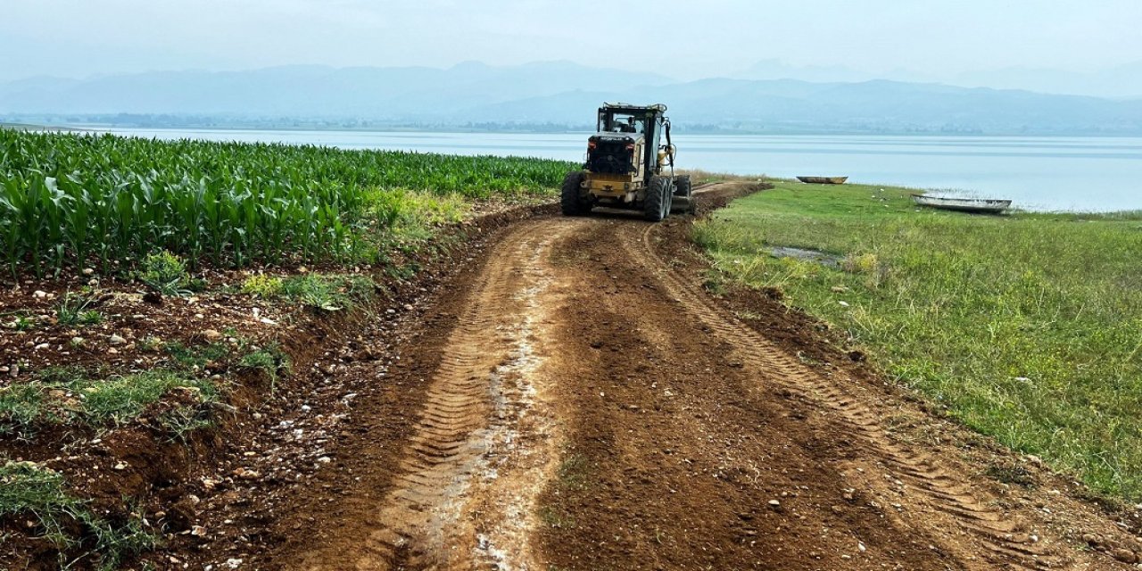Andırın kırsalındaki Yollarda Bakım Çalışmaları Sürüyor