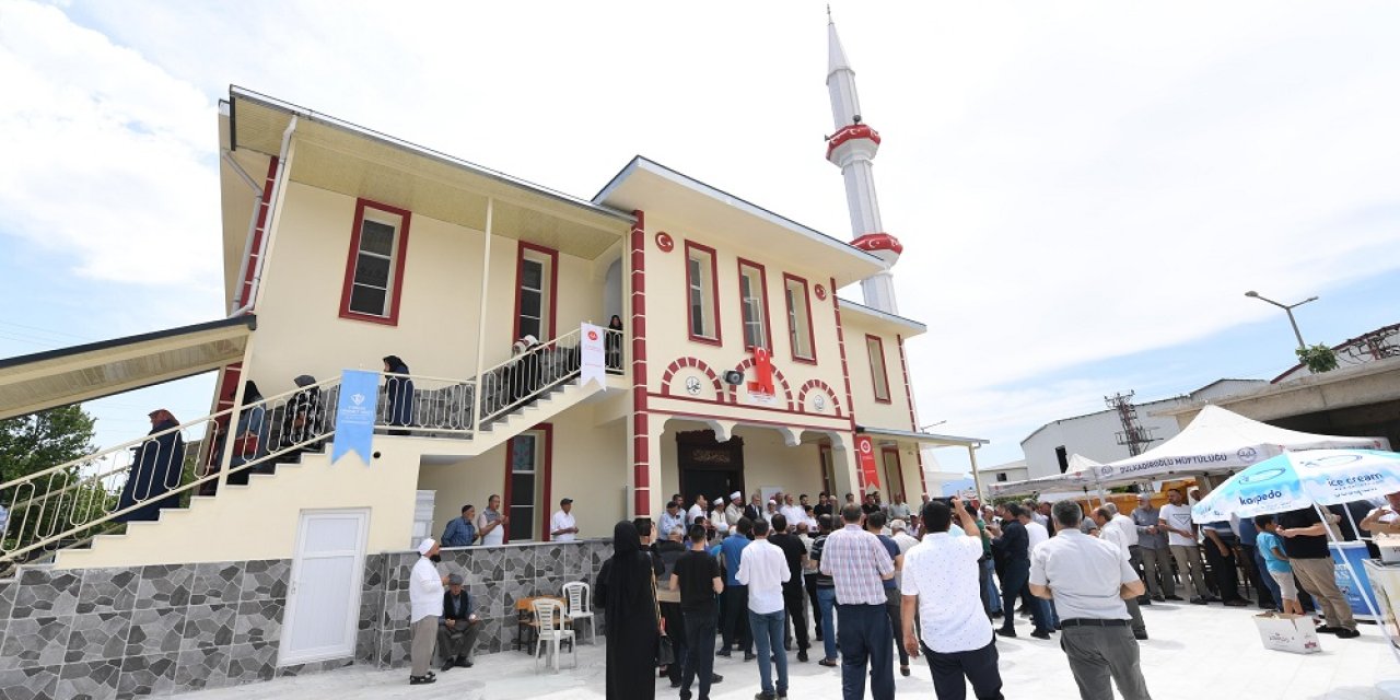Dulkadiroğlu Osmangazi Camii Yeniden İbadete Açıldı