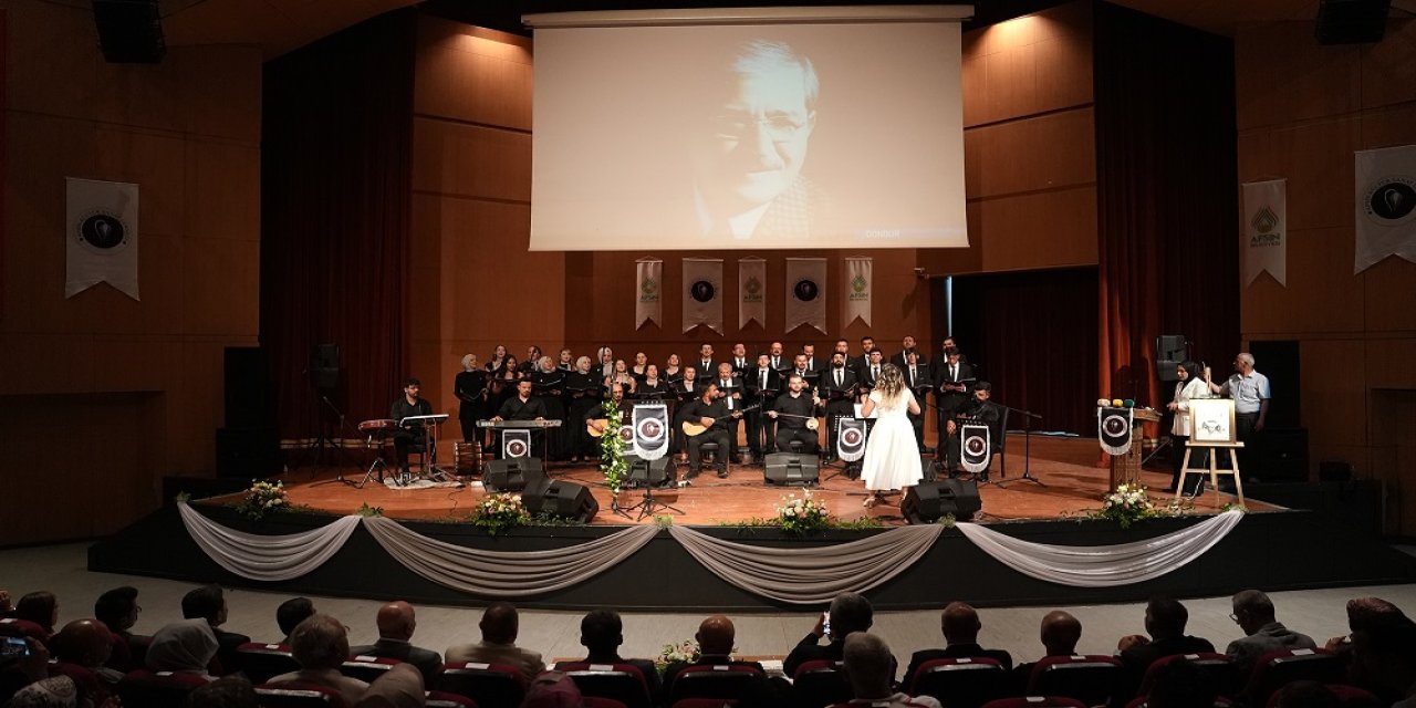 Mahzuni Şerif’in Türküleri, Şehrinde Sevenleri İçin Seslendirildi