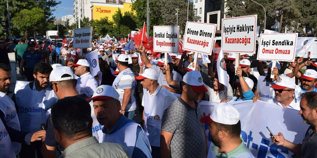 Hizmet-İş Sendikası'ndan Pazarcık Belediyesi'ne Sert Tepki!