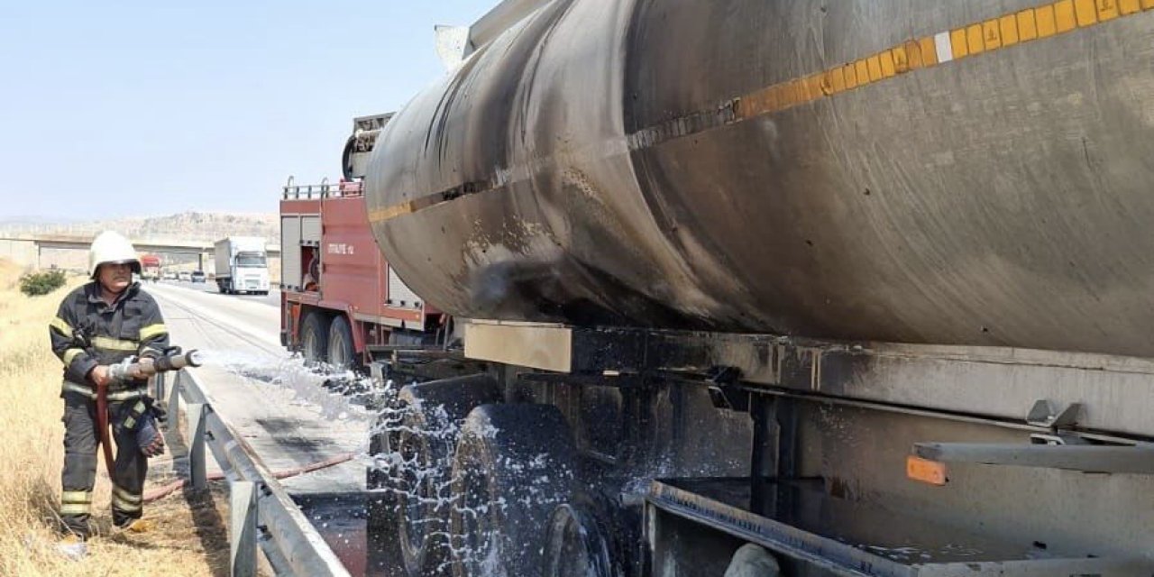 Kahramanmaraş’ta tanker yangını korkuttu