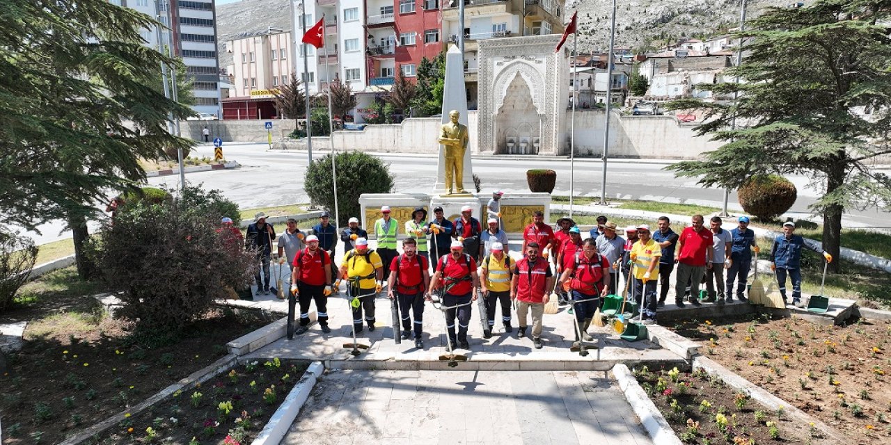 Elbistan’da Büyükşehir Temizlik Seferberliği Başladı