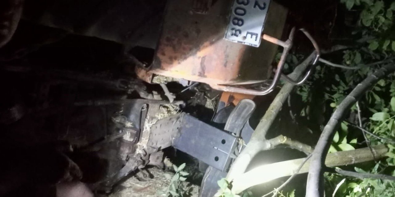 Türkoğlu’nda traktör devrildi: 1 yaralı