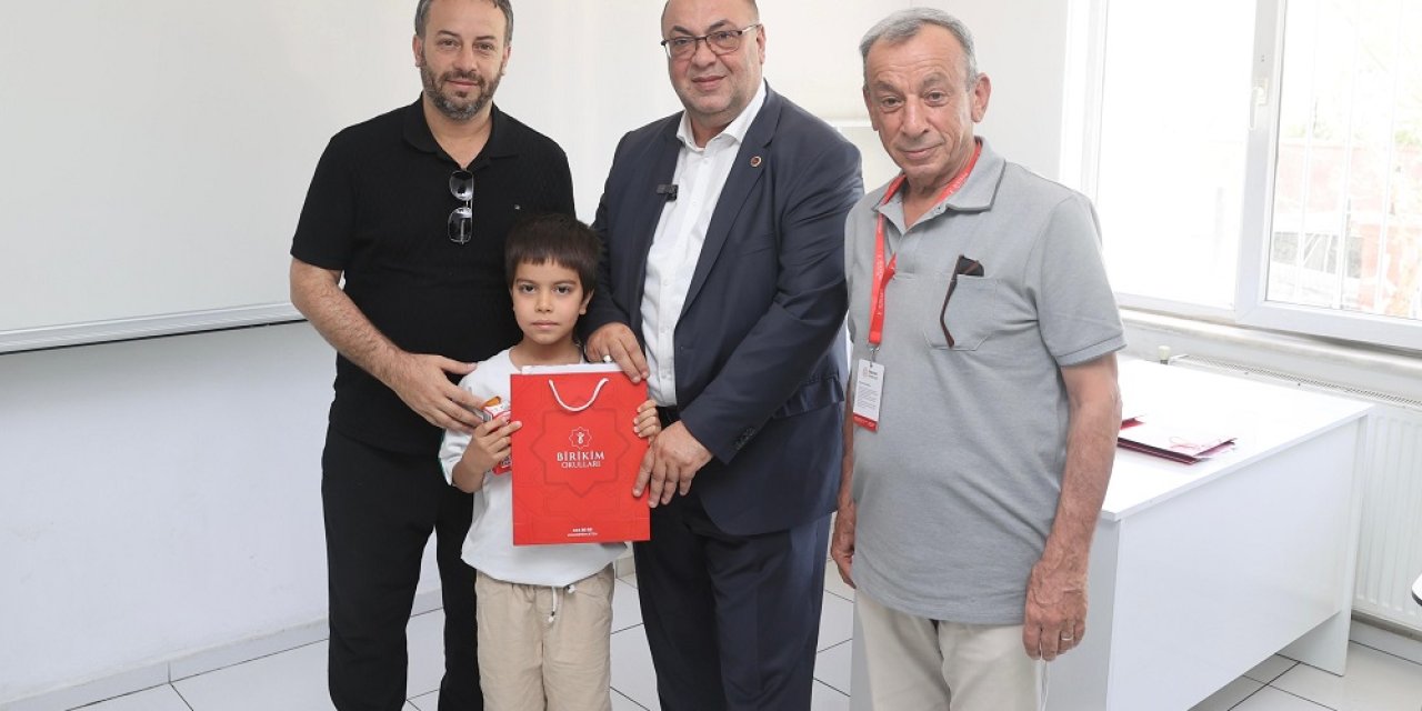 Başkan Mehmet Akpınar’dan Karne Heyecanı Yaşayan Öğrencilere Mesaj