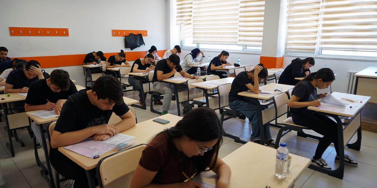 Ücretsiz Deneme Sınavları Devam Ediyor...