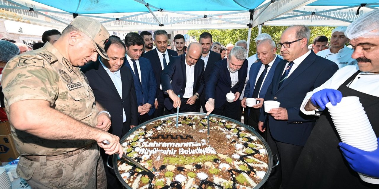 Kahramanmaraş’ta 5 Bin Kişiye Aşure İkramı…