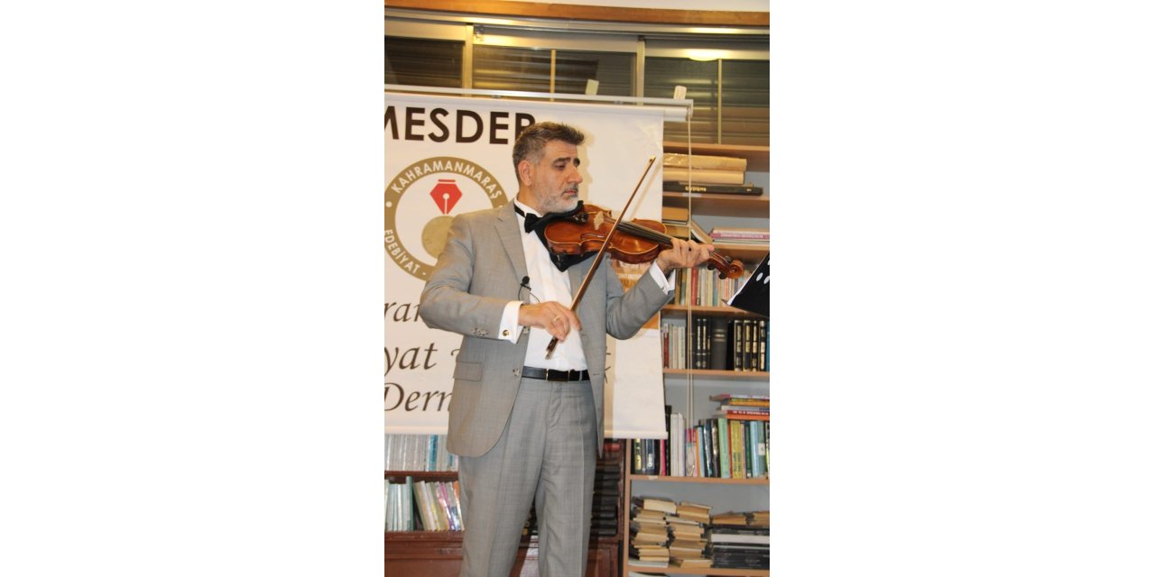 Soner Okan'dan Edebiyatçılarla Keman Dinletisi