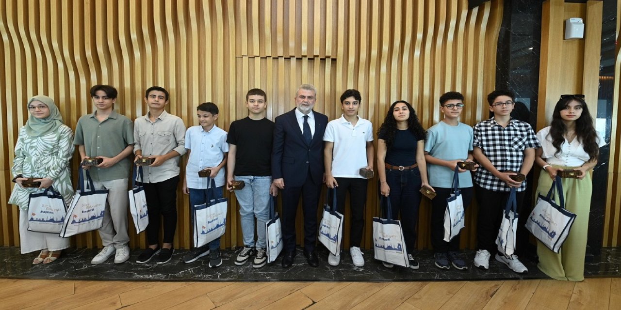 Fırat Görgel, “Kahramanmaraşlı Gençlerimizin Başarısı Ülkemizin Başarısıdır”
