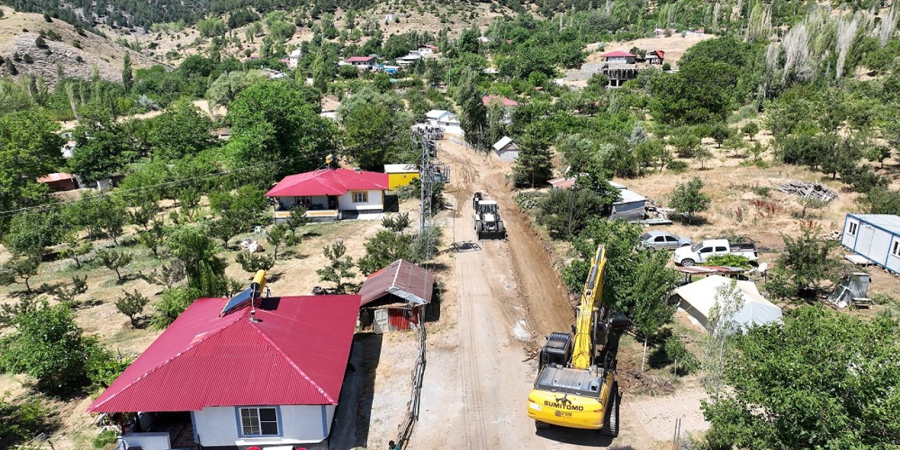 Göksun Yeniyapan Yolu Genişletiliyor