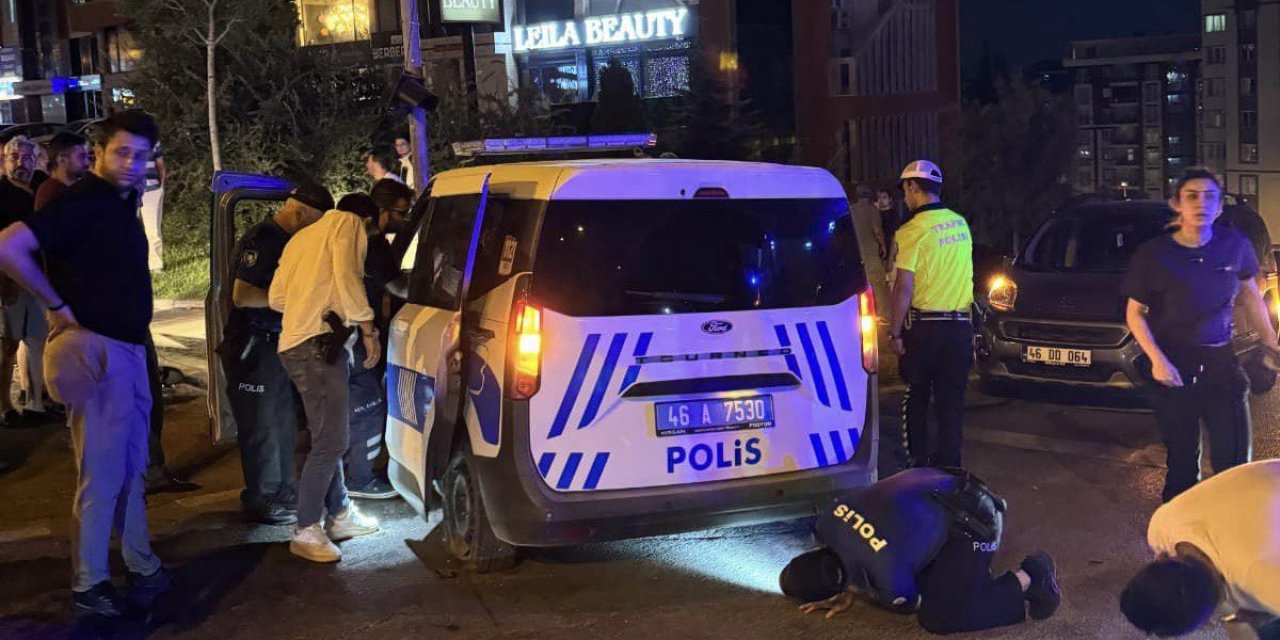 Kahramanmaraş’ta polis aracı ile otomobil çarpıştı: 1 Polis Memuru ve 4 Kişi Yaralandı