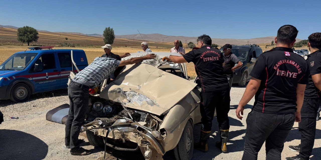 Kahramanmaraş’ta kamyonet ile otomobil çarpıştı: 2 yaralı