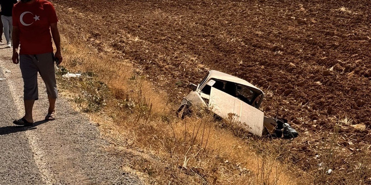 Afşin’de otomobil takla attı: 2 yaralı