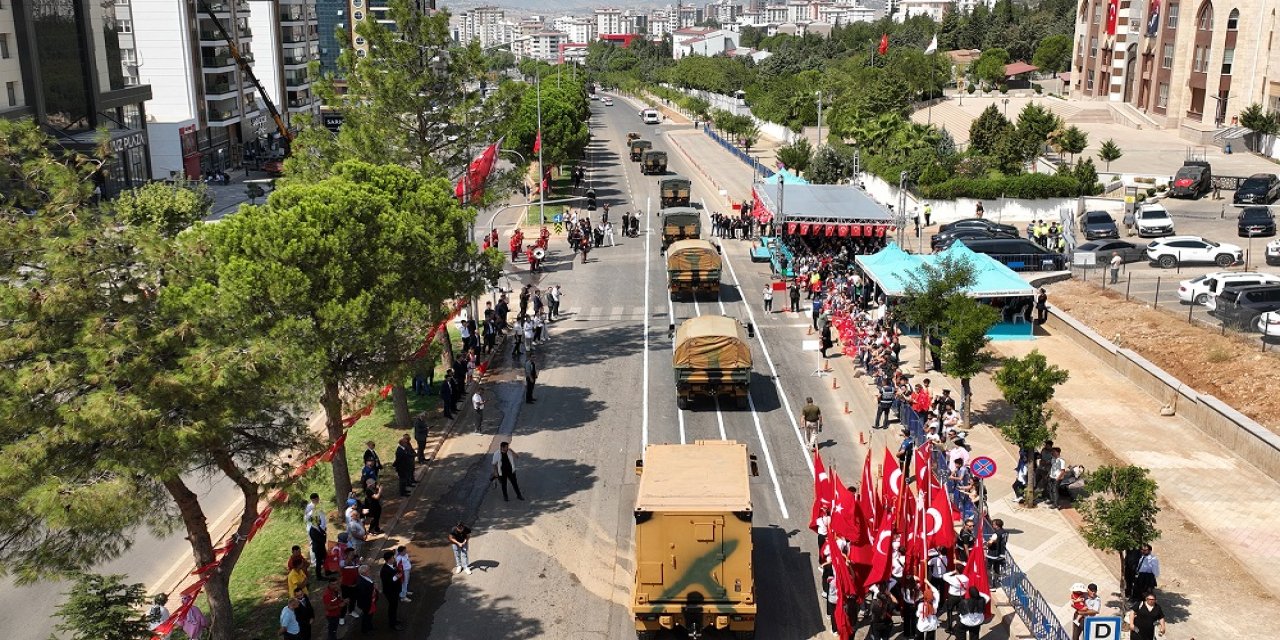 Tarihi Zaferin Yıl Dönümü Büyük Bir Gururla Kutlandı