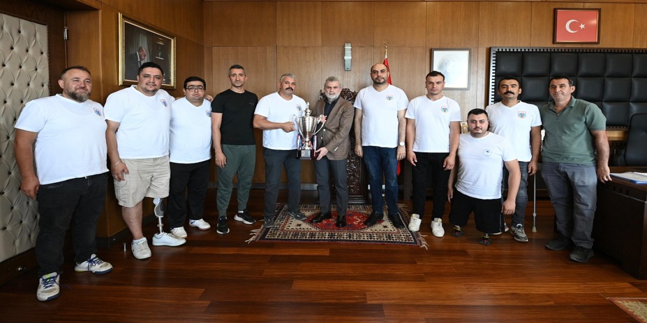 Başkan Görgel, ‘Süper’ Voleybolcuları Ağırladı