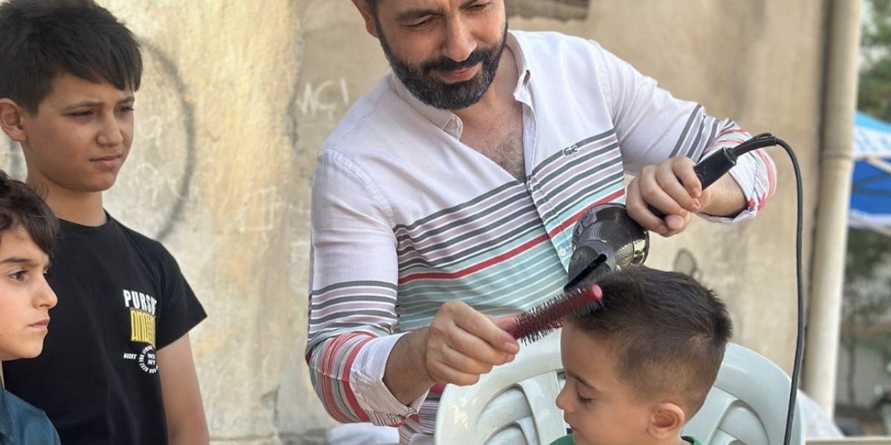Kahramanmaraş’ta berber makasıyla gelen mutluluk