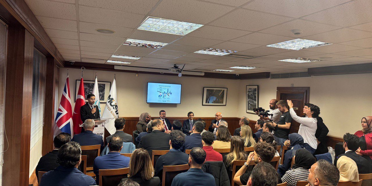 Londra’da “Türkiye–İngiltere Yatırım Köprüsü” Paneli