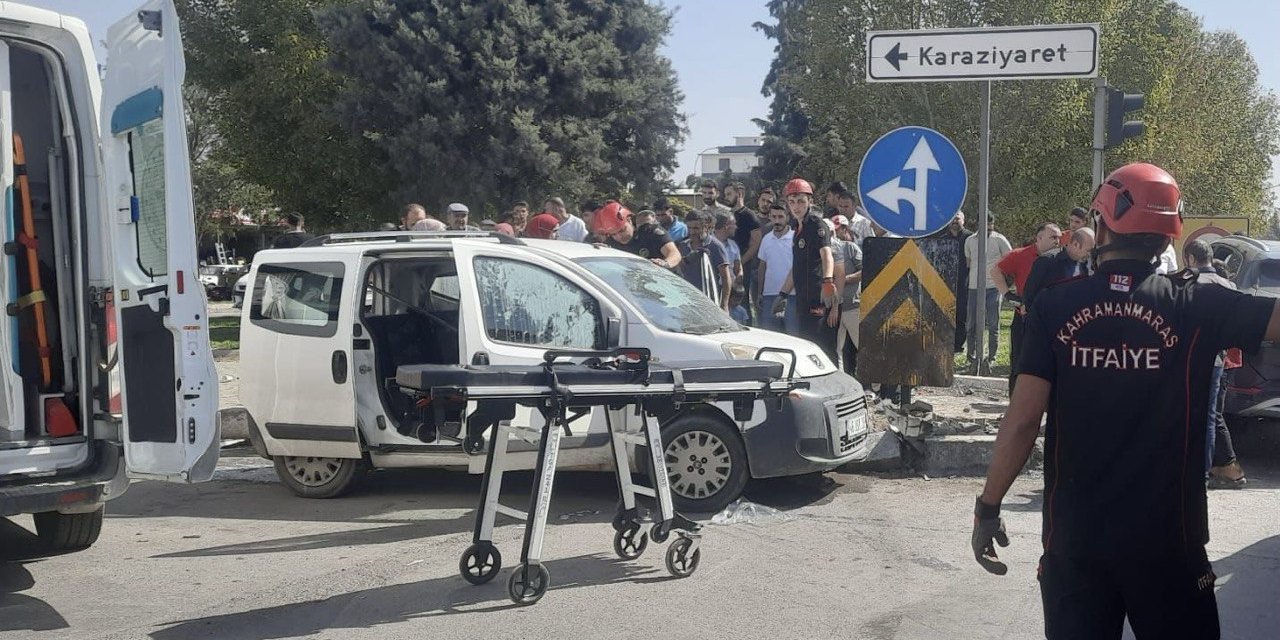 Kahramanmaraş’ta cip ile hafif ticari araç çarpıştı: 2 yaralı