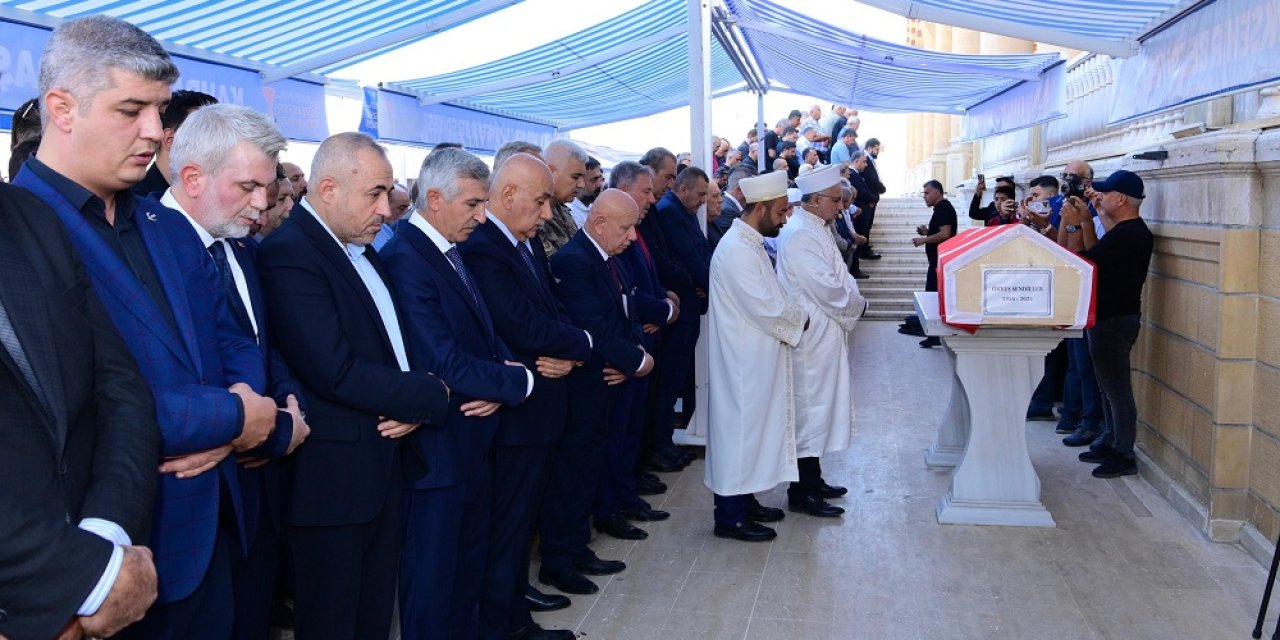 19. Dönem Milletvekili Şendiller, Toprağa Verildi