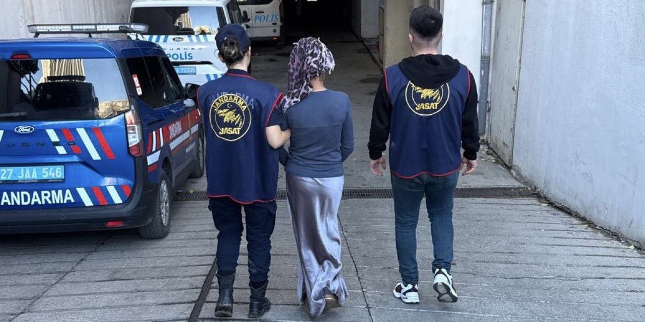 Gaziantep’te jandarma dedektifleri firari hükümlüyü yakaladı