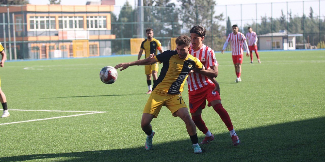 Kahramanmaraşspor Evinde Ağrıspor’a Farklı Mağlup Oldu: 1-4