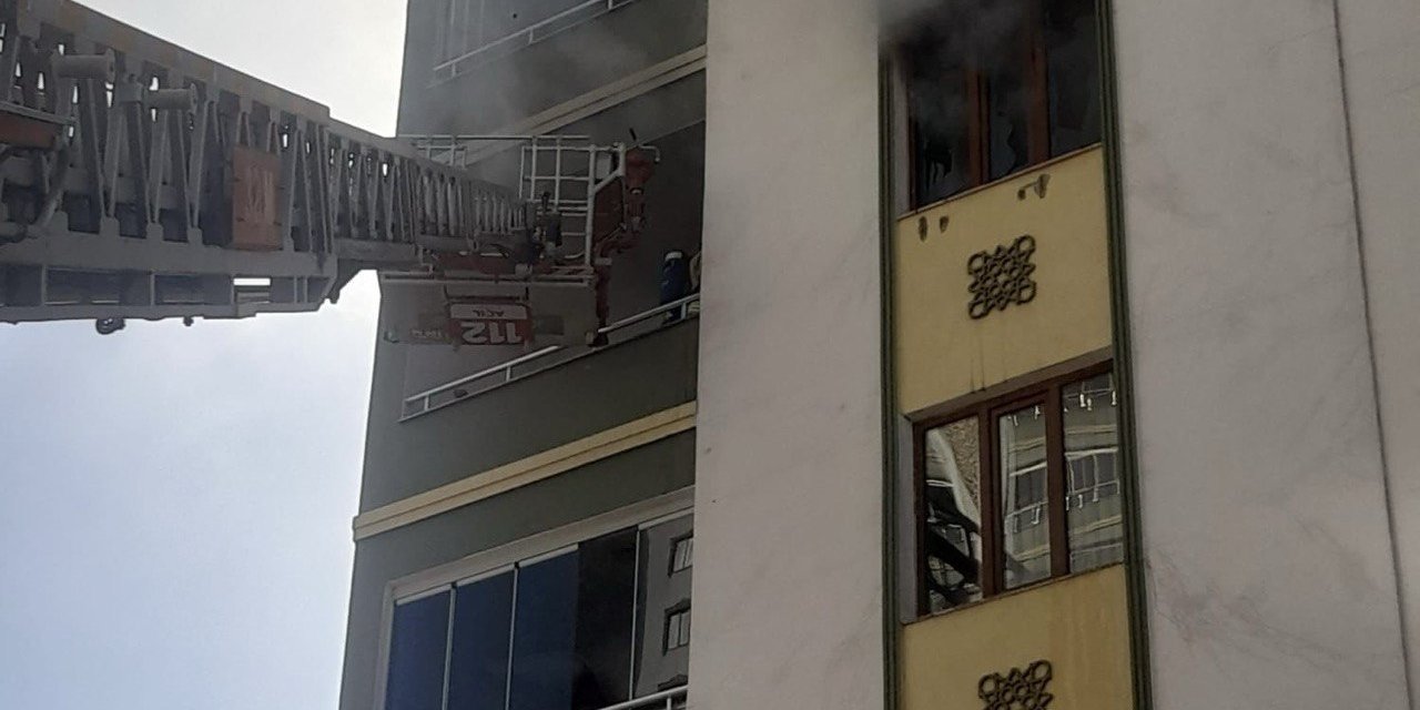 Kahramanmaraş’ta 13 Katlı Binada Korkutan Yangın